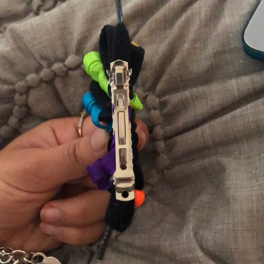 Hair accessory - Picture 2 of 2